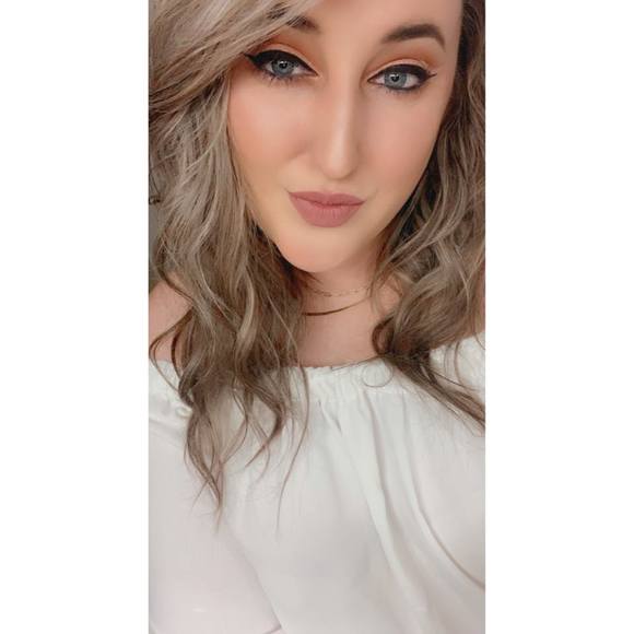 leighakpresley
